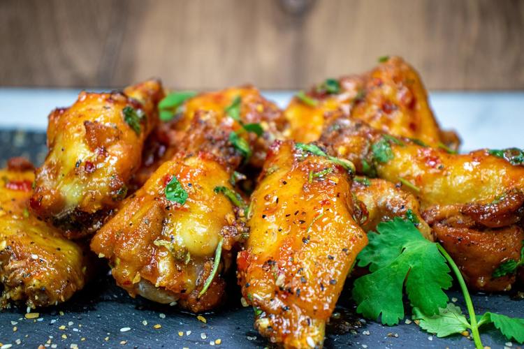 Keto Recipe - Keto Siracha Honey Wings with Red Chili Peppers