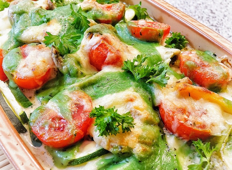 Keto Recipe - Keto Vegetable Casserole with Zucchini and Tomatoes