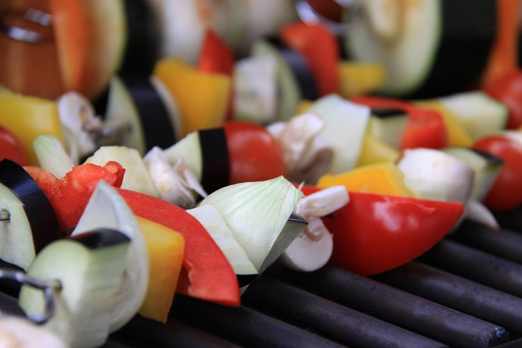Keto Grilled Vegetables with Zucchini, Garlic, Mushrooms and Peppers - Keto Recipe